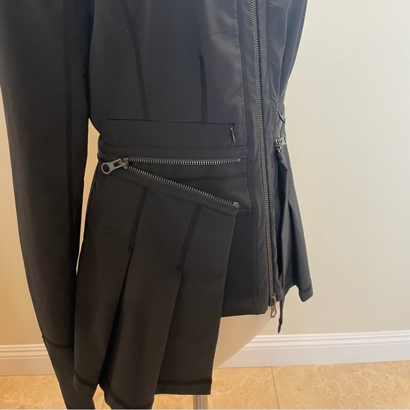 Zella Convertible Jacket - Picture 2 of 11